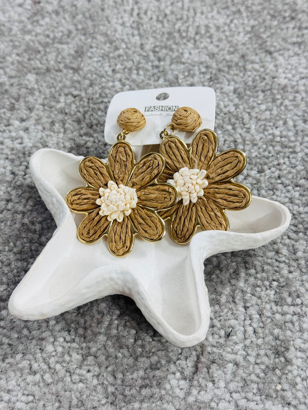 گوشواره حصیری طرح گل